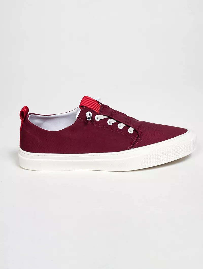 Baskets basses en toile
